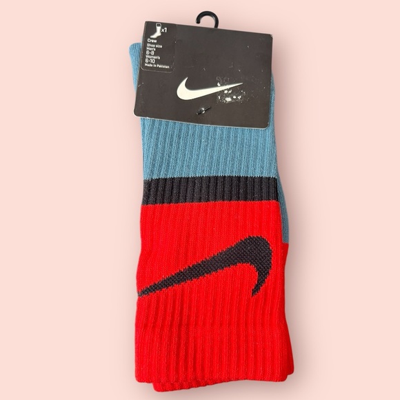Nike Men’s Classic Swoosh HBR Crew Socks - Picture 1 of 4